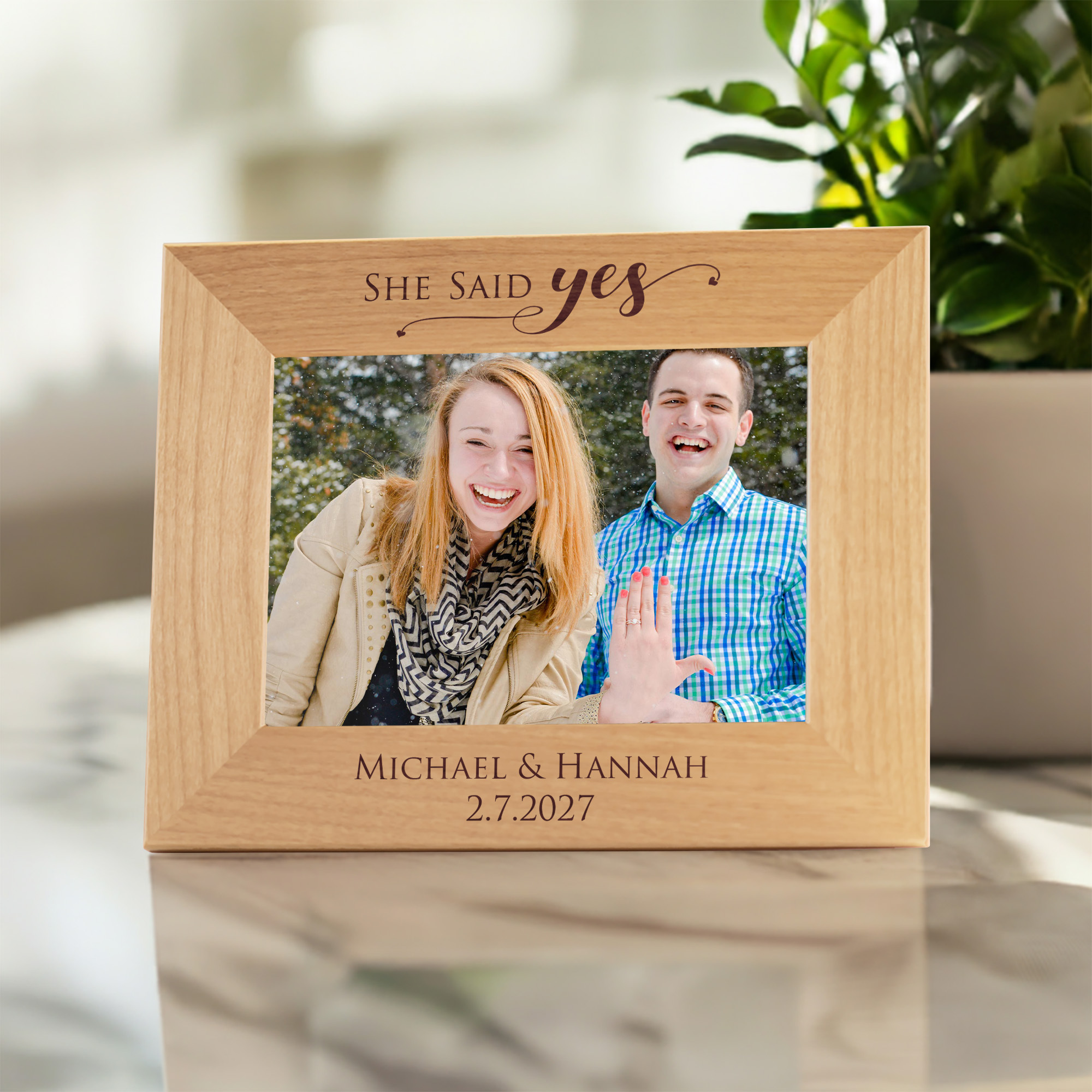 Engraved alder wood personalized picture frame for wedding memories