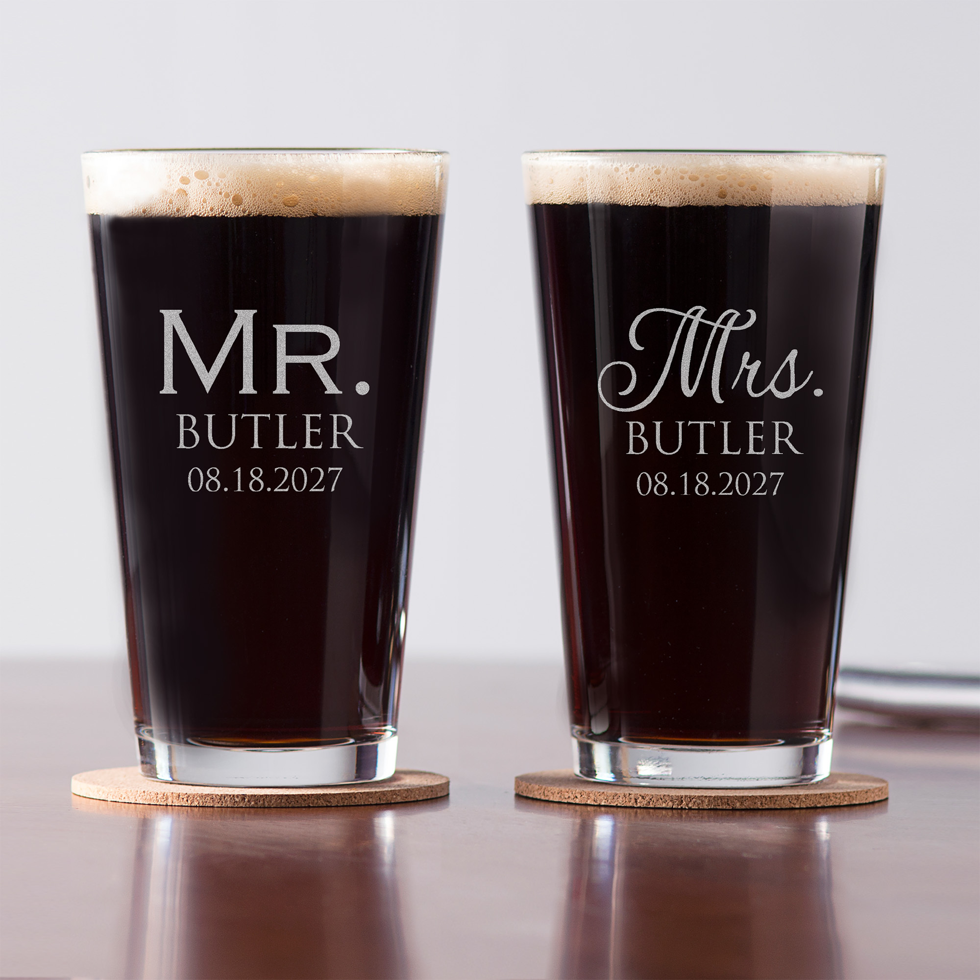 Personalized Mr and Mrs Pint Glasses